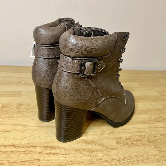 NWT Leather Combat Boots Combat Booties Style & Co "Caitlin" Size 9.5 - Picture 5 of 12